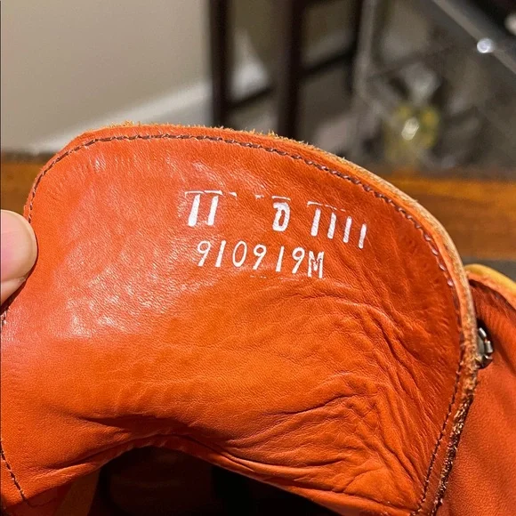 Allen Edmonds Dalton Brown Leather Brogue Boots - Picture 4 of 9